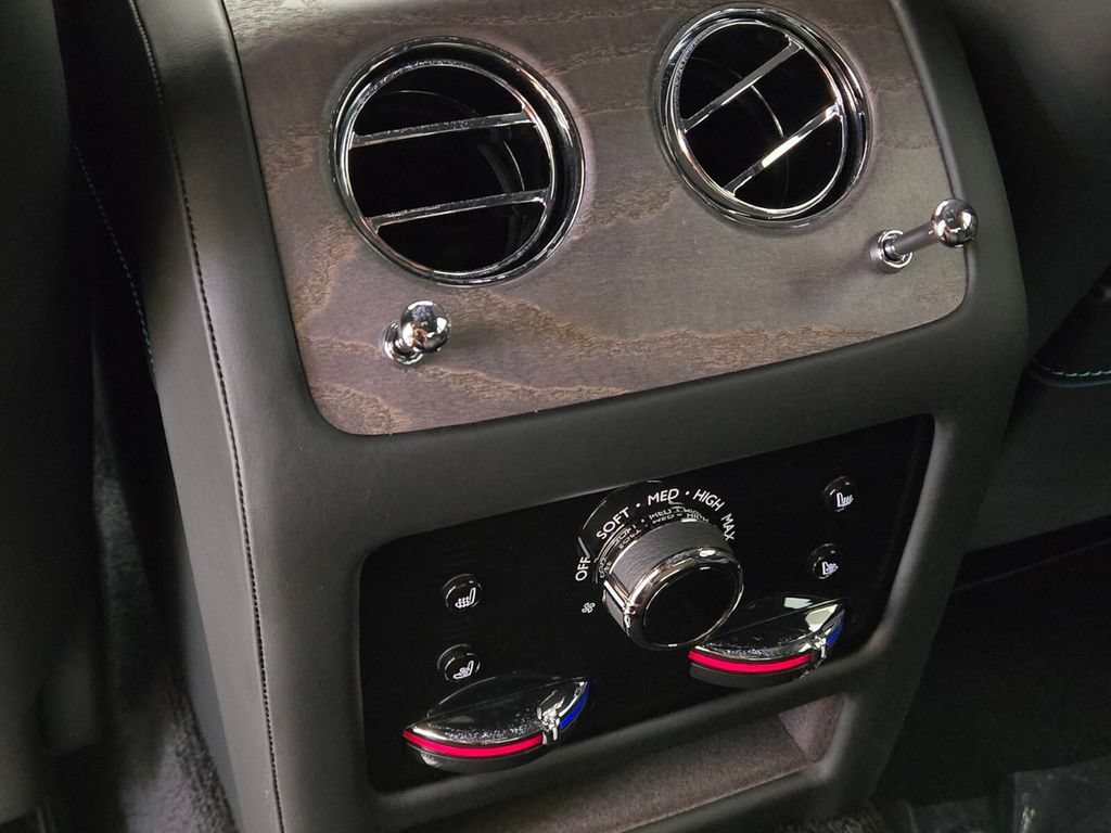 Certified 2025 Rolls-Royce Ghost AWD/4WD image 19