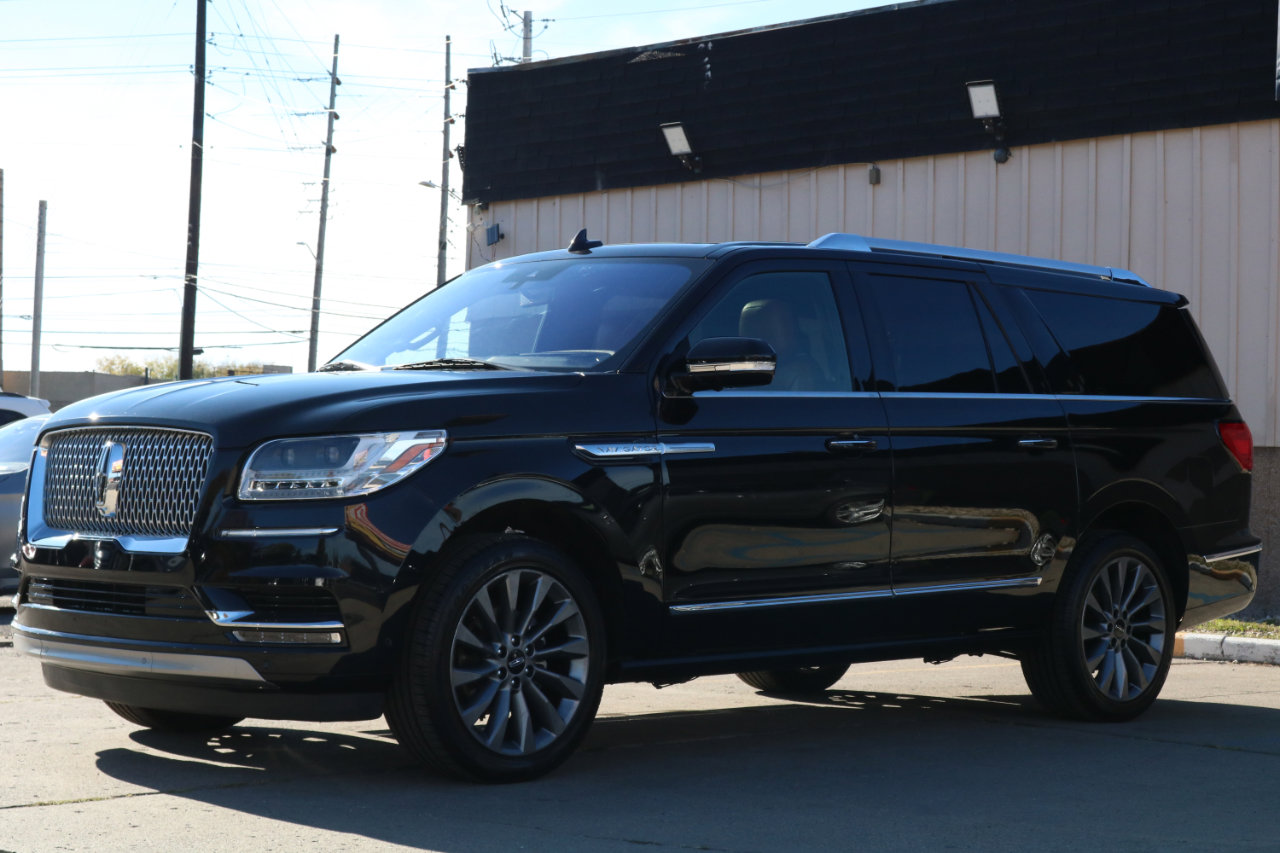 Used 2020 Lincoln Navigator L Reserve w/ Luxury Package image 17