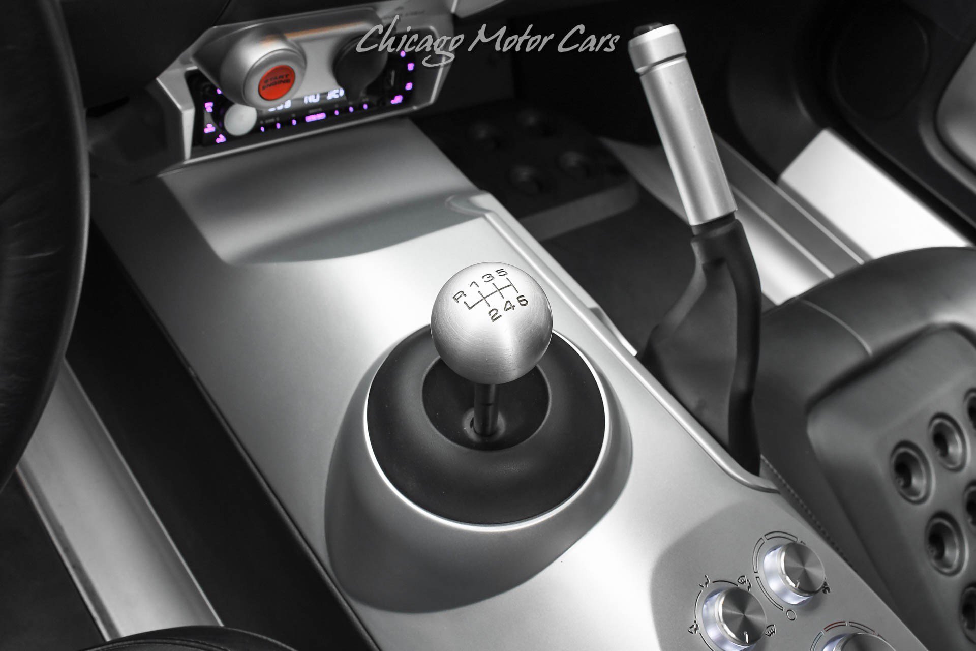 Used 2006 Ford GT RWD image 15