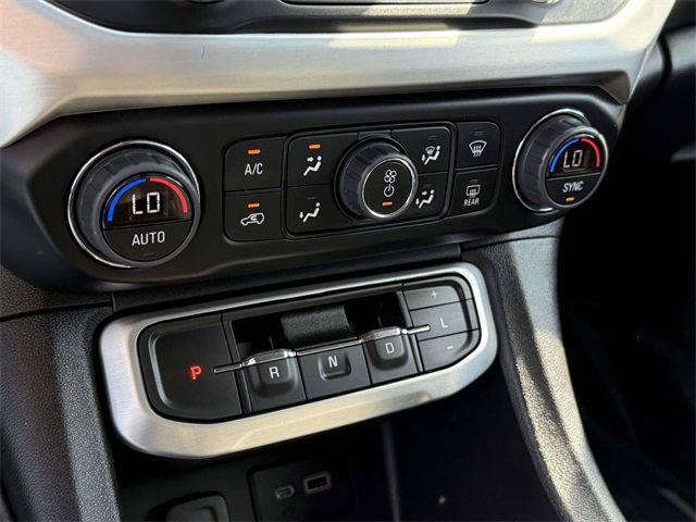 Certified 2023 GMC Acadia SLE w/ Driver Convenience Package image 15