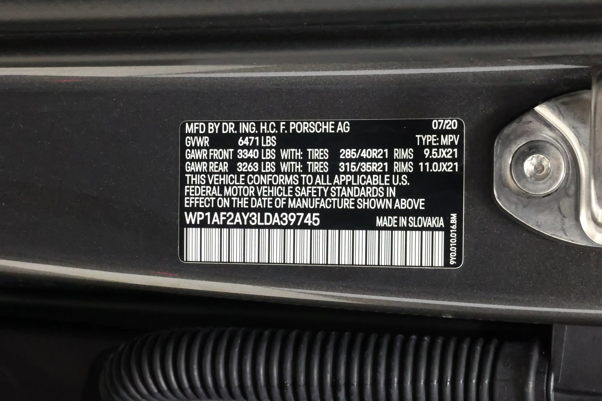 Used 2020 Porsche Cayenne Turbo image 98