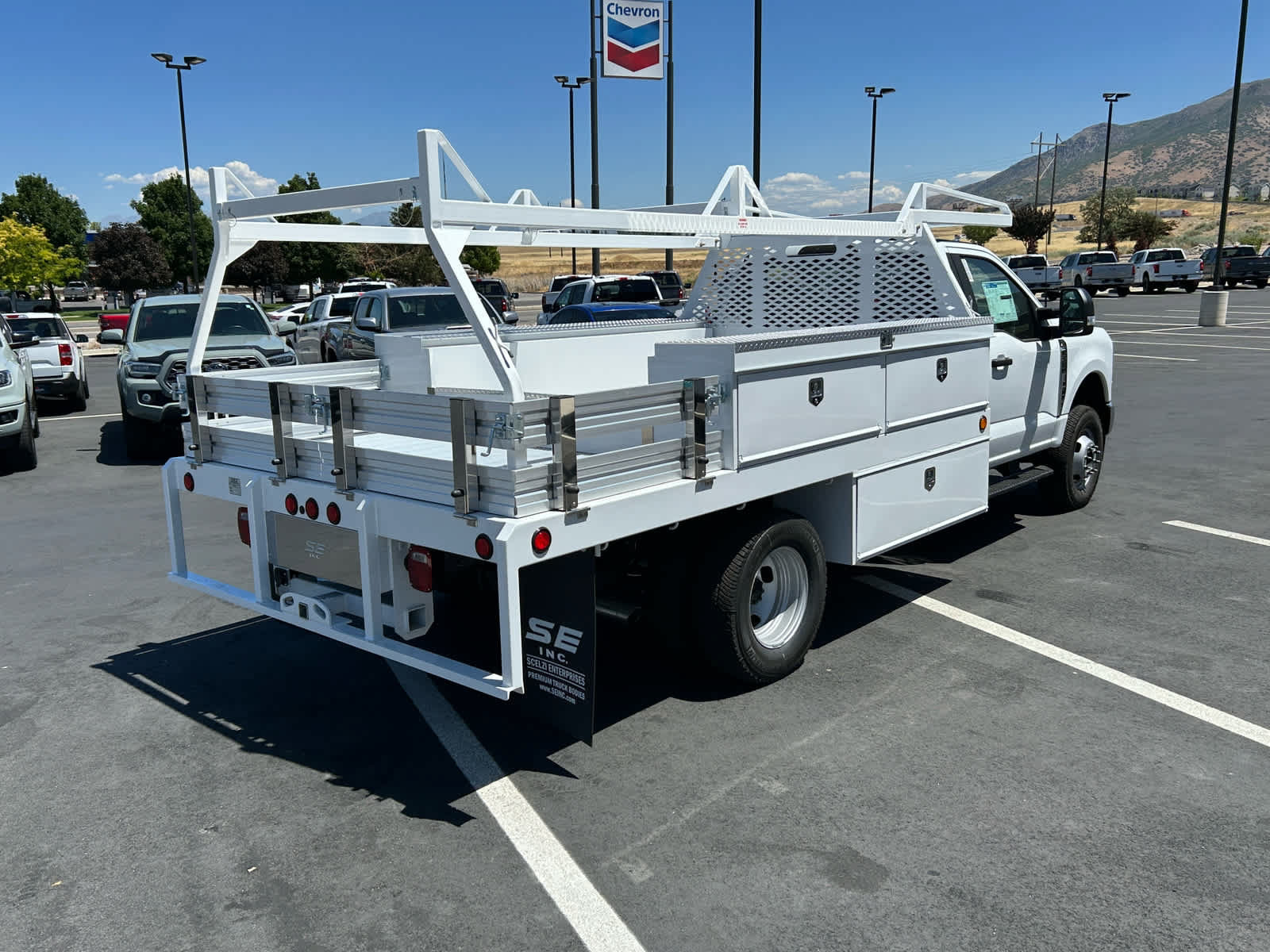 New 2025 Ford F350 XL w/ XL Chrome Package AWD/4WD image 7