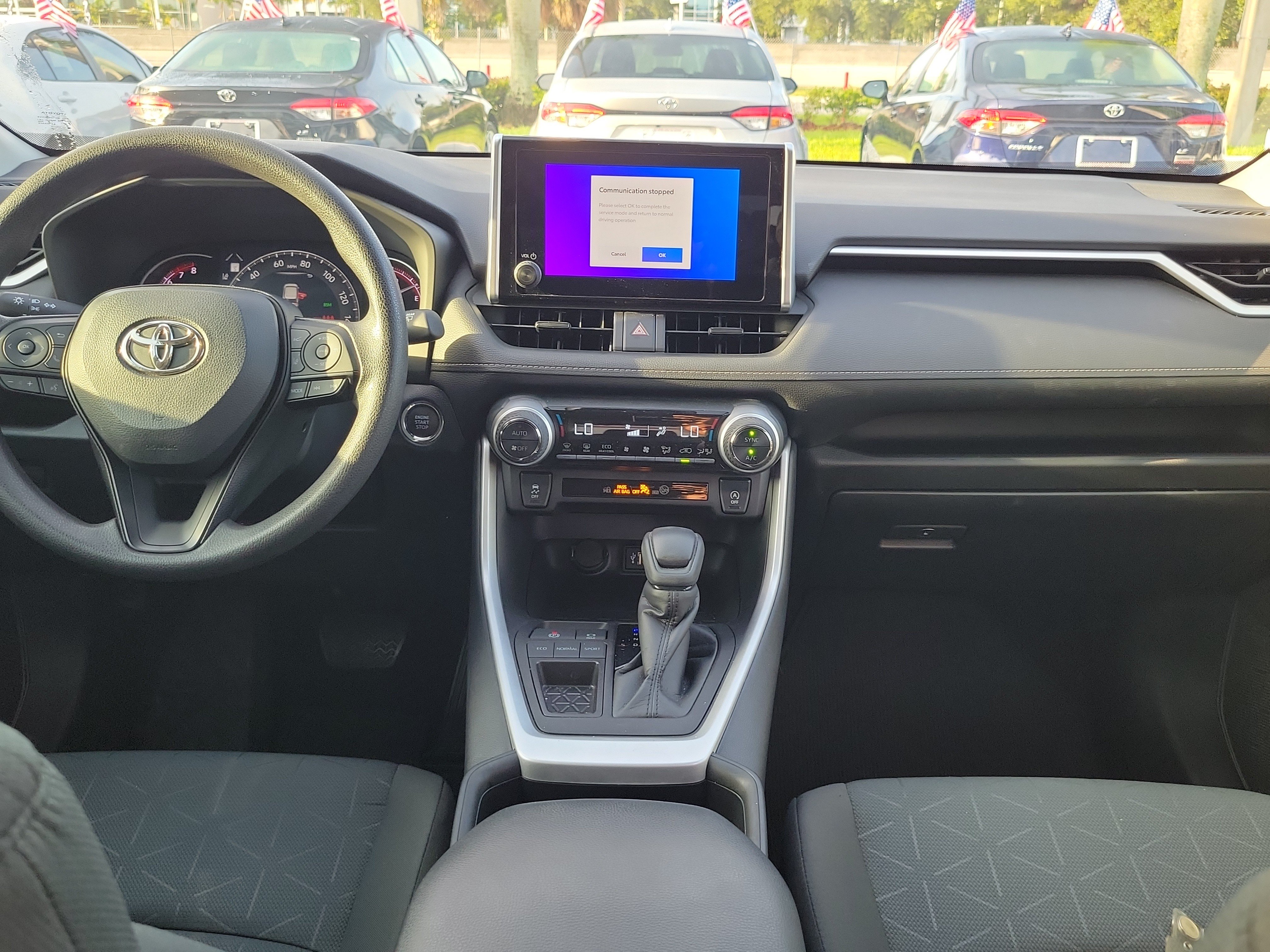 Used 2023 Toyota RAV4 XLE FWD image 16