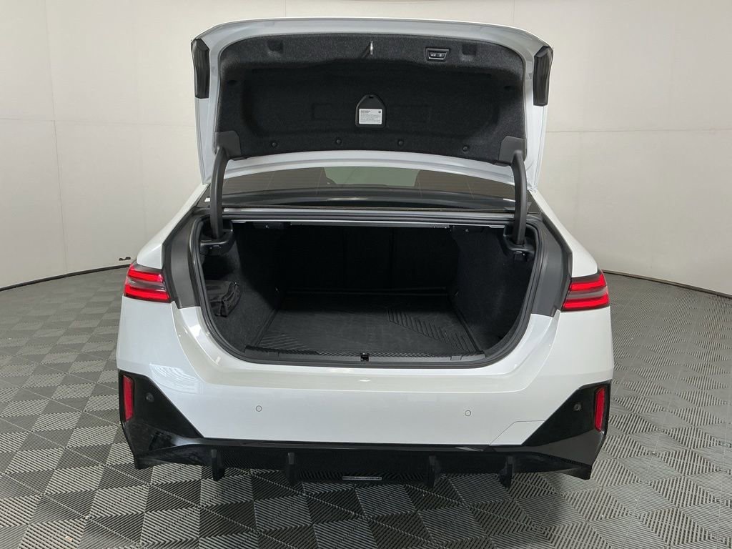 Certified 2024 BMW i5 M60 w/ Premium Package AWD/4WD image 27