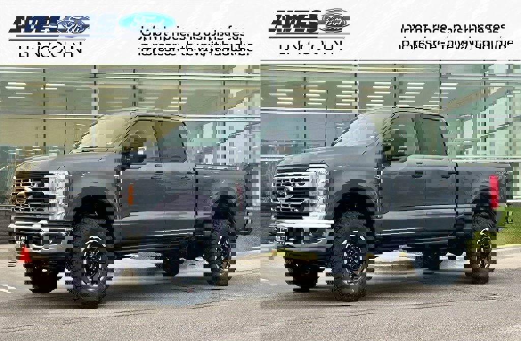 New 2026 Ford F250 XLT w/ Tremor Off-Road Package