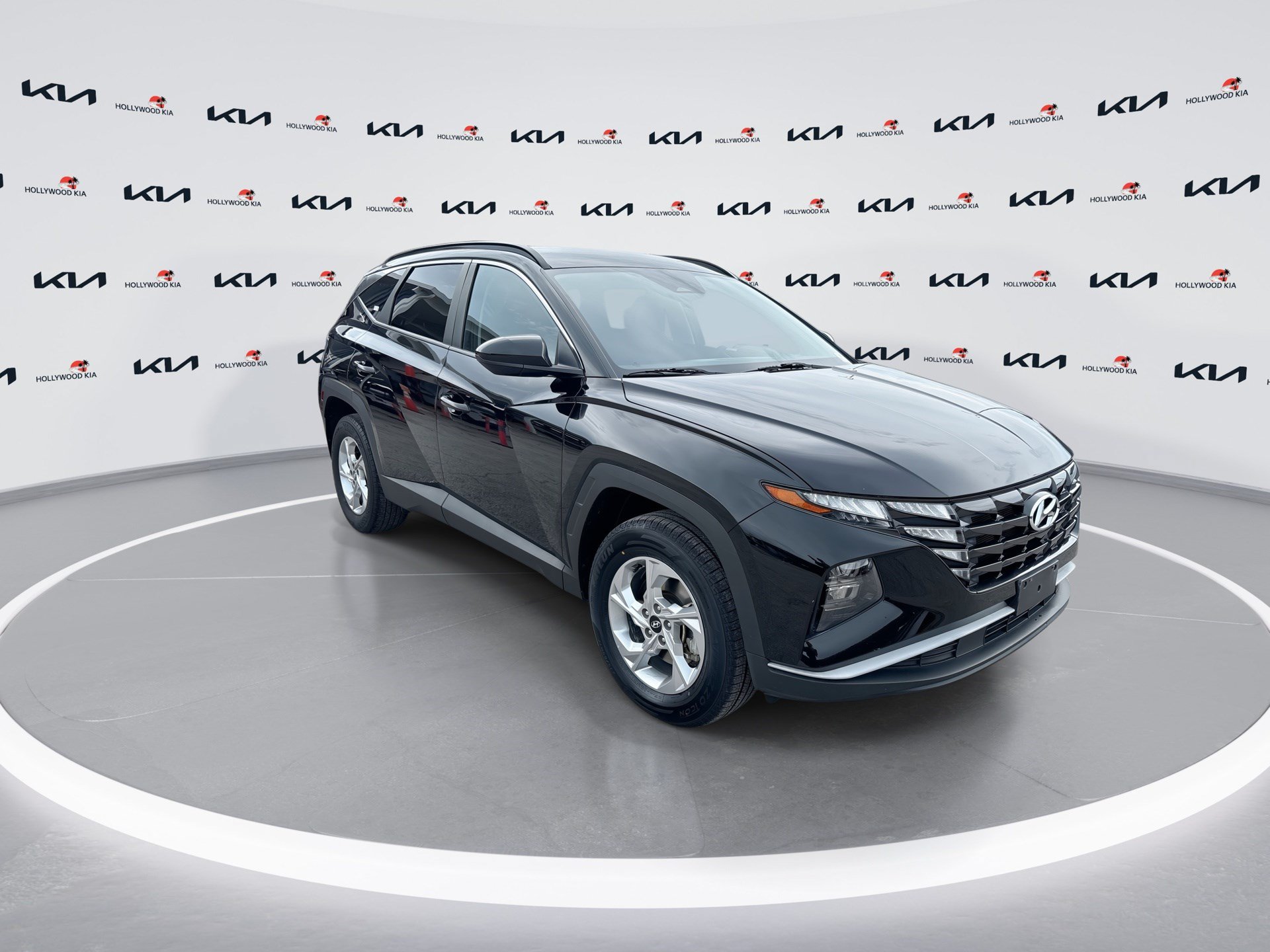 Used 2024 Hyundai Tucson SEL AWD/4WD image 2