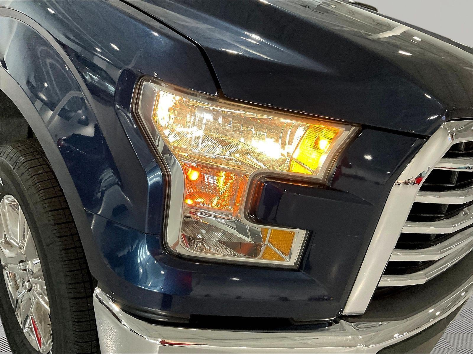 Used 2016 Ford F150 XLT w/ Equipment Group 302A Luxury AWD/4WD image 32