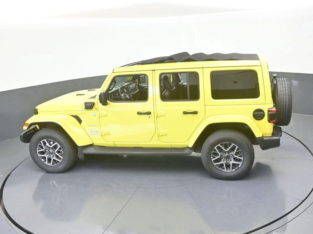 Used 2023 Jeep Wrangler Unlimited Sahara image 55