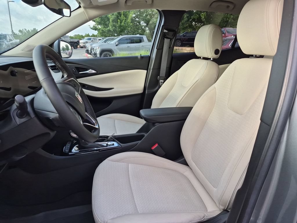 Used 2024 Buick Encore GX Preferred w/ Comfort Package FWD image 22