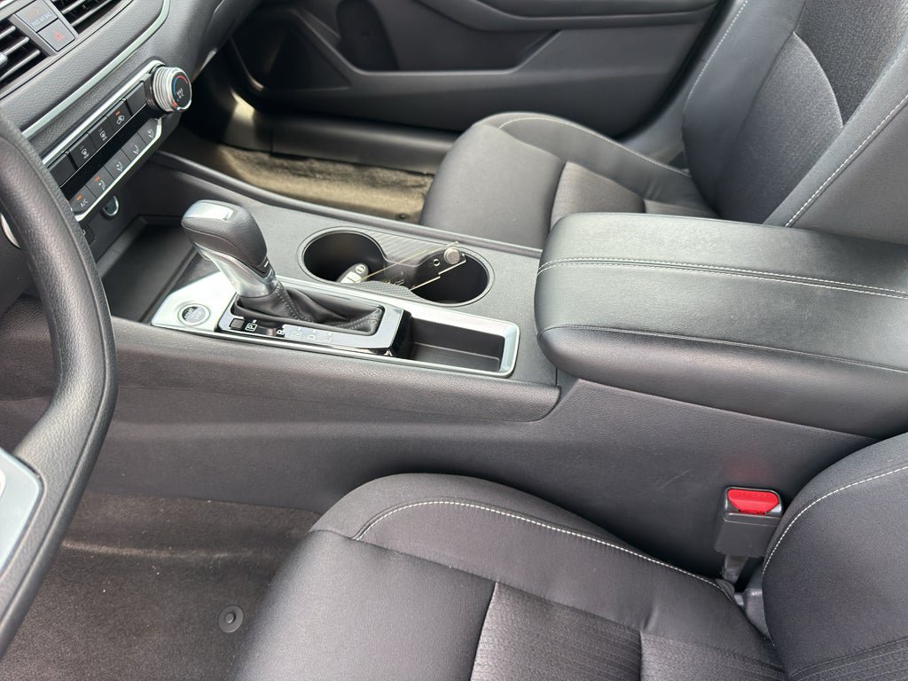 Used 2022 Nissan Altima 2.5 S FWD image 14