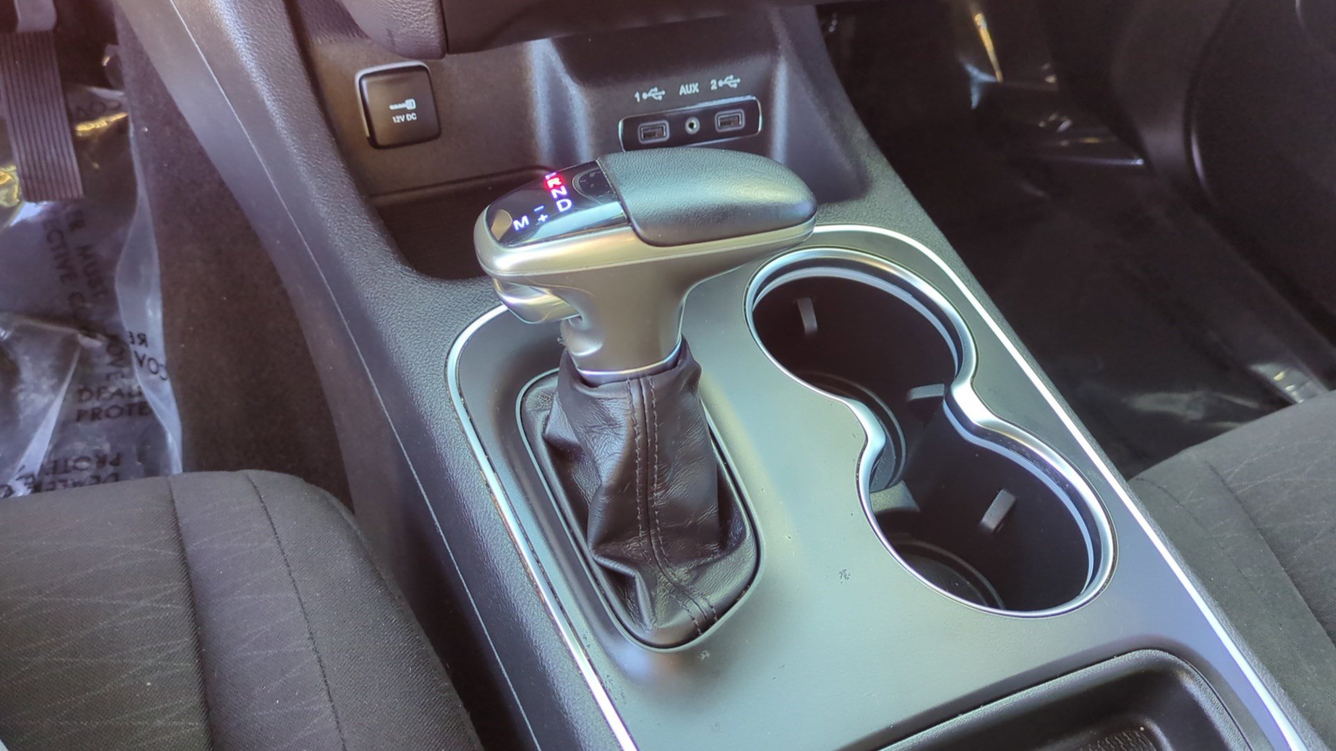 Used 2019 Dodge Durango SXT image 24