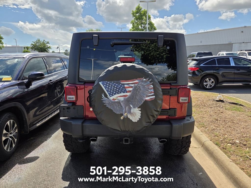Used 2012 Jeep Wrangler Unlimited Rubicon w/ Connectivity Group AWD/4WD image 8