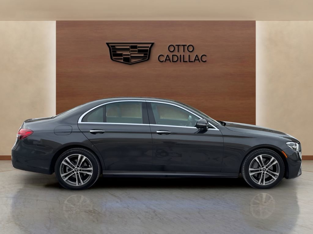 Used 2023 Mercedes-Benz E 350 4MATIC Sedan image 6