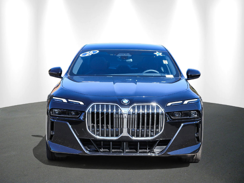 Certified 2026 BMW 740i RWD image 2
