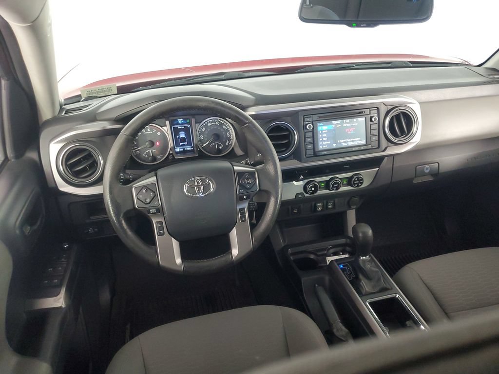 Used 2018 Toyota Tacoma SR5 RWD image 15