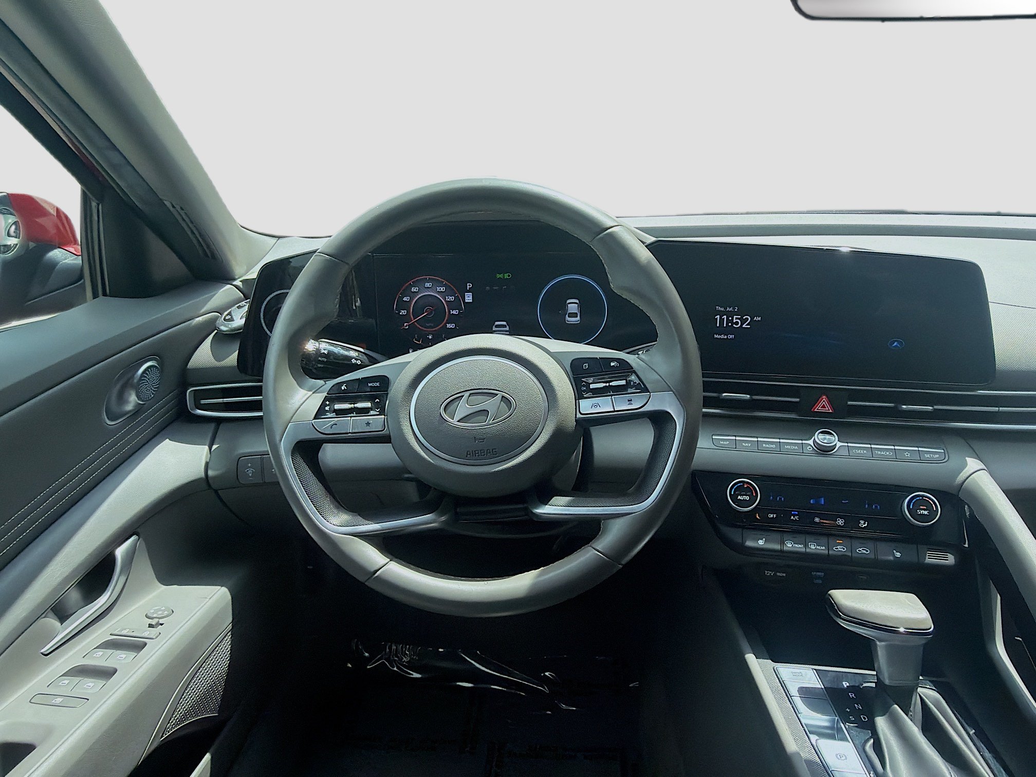 Used 2024 Hyundai Elantra SEL w/ Convenience Package FWD image 19