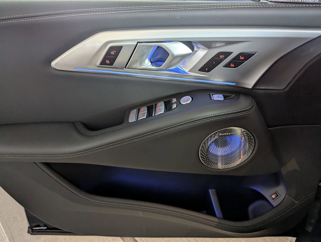 New 2026 BMW XM Label Red image 17