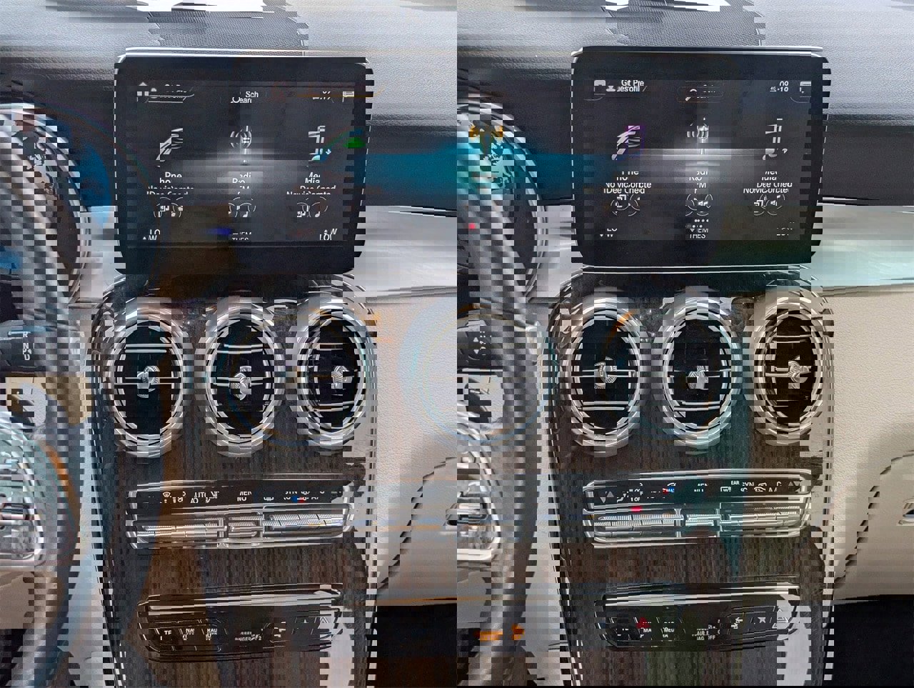 Used 2022 Mercedes-Benz GLC 300 w/ Premium Package Lite image 11