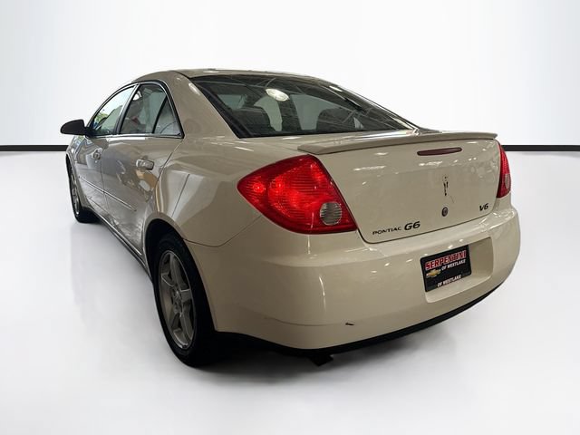 Used 2008 Pontiac G6 Sedan w/ Sport Package FWD image 8