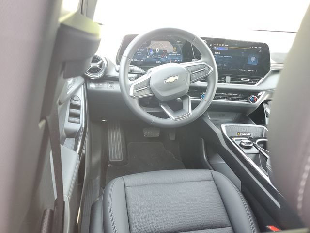 New 2026 Chevrolet Equinox LT w/ Convenience Package II AWD/4WD image 11