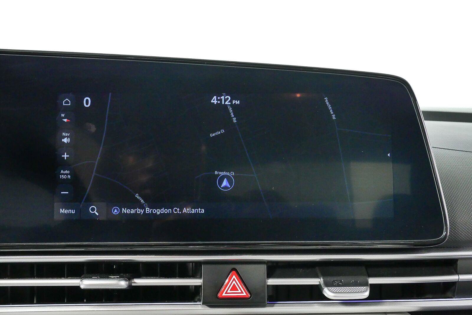 Used 2024 Hyundai Elantra Limited FWD image 15