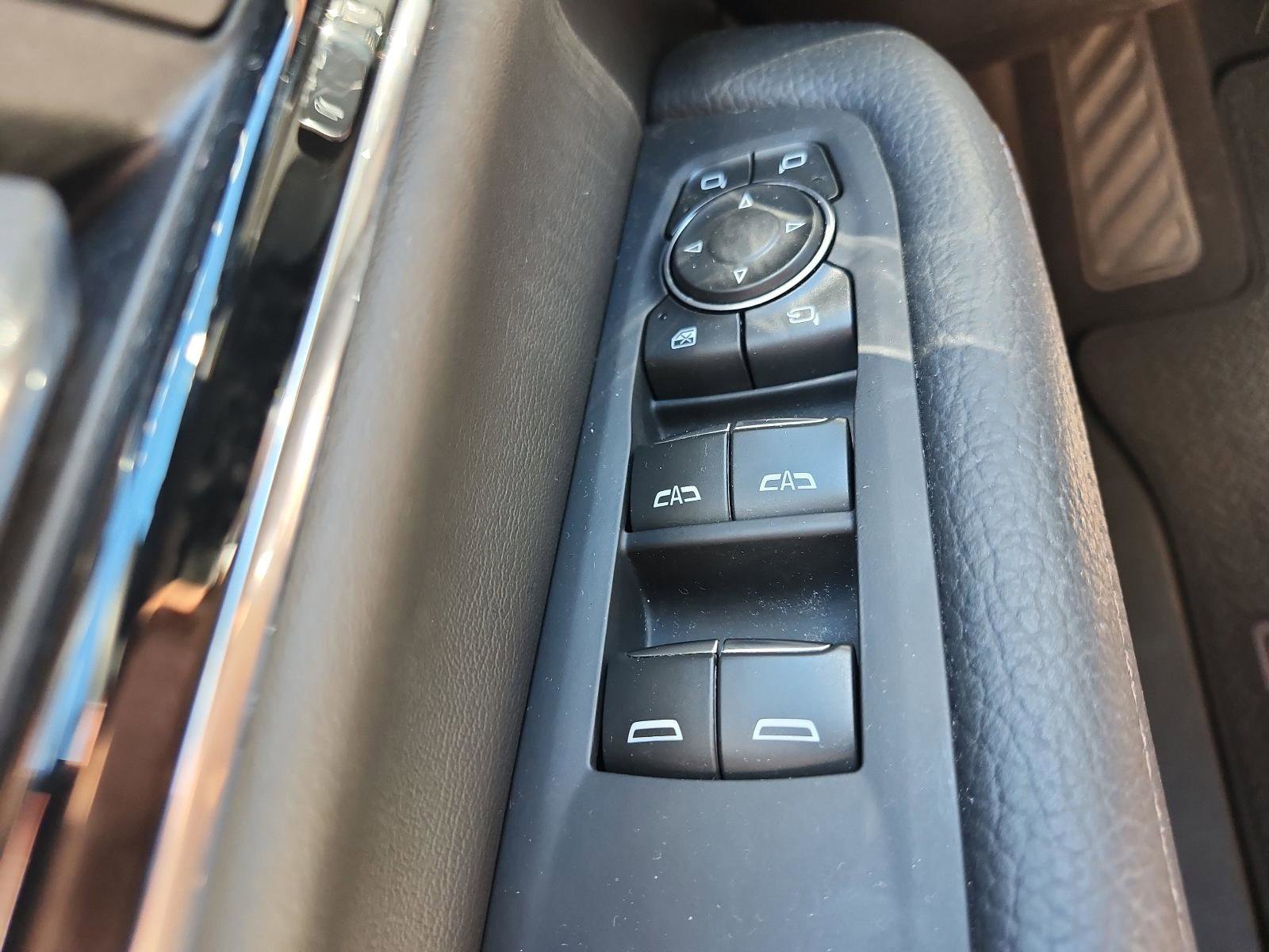 Certified 2025 GMC Yukon Denali w/ Sun & Power Step Package image 21