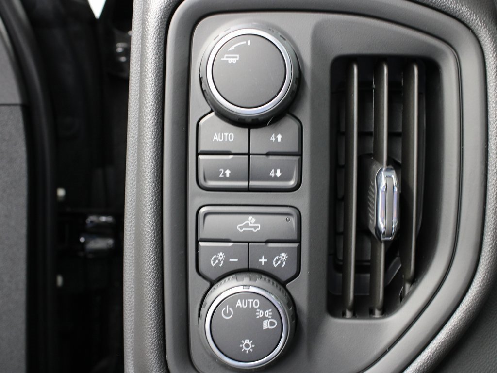 Used 2025 Chevrolet Silverado 1500 Custom Trail Boss image 45