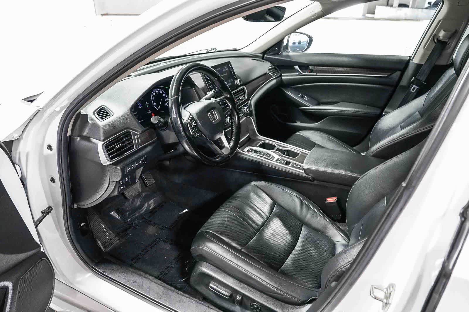 Used 2021 Honda Accord Touring image 18