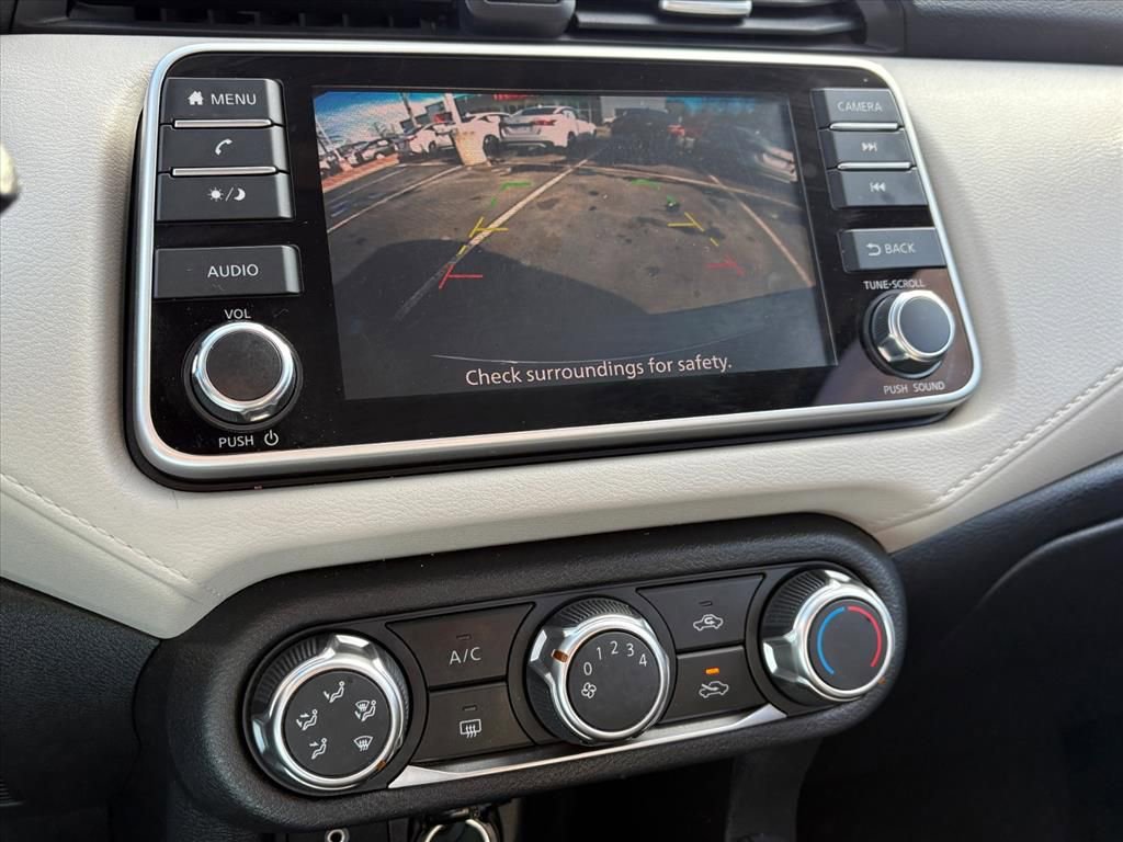 Certified 2022 Nissan Versa SV w/ Electronics Package image 11