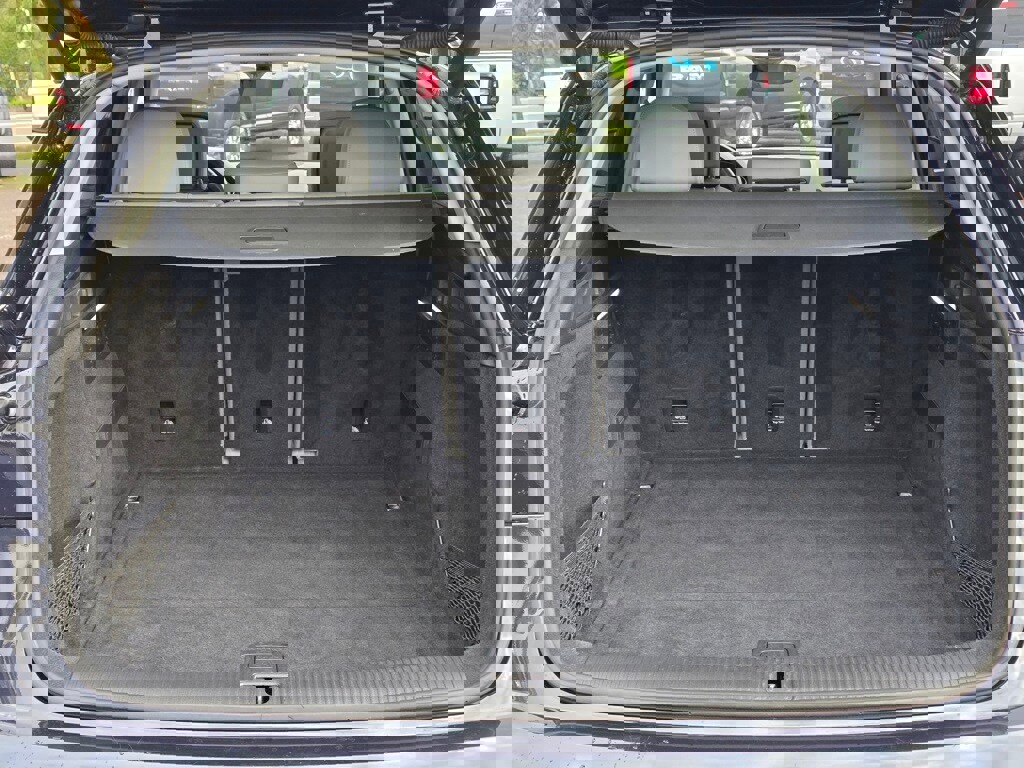 Used 2018 Audi Q5 2.0T Premium Plus w/ Premium Plus Package image 22