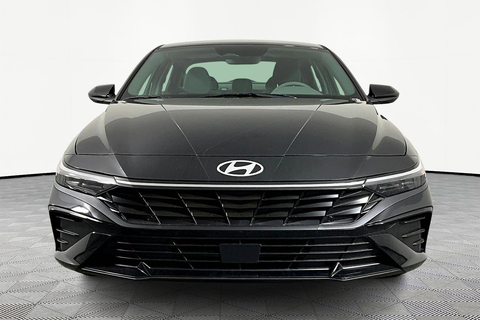 New 2026 Hyundai Elantra N Line FWD image 2