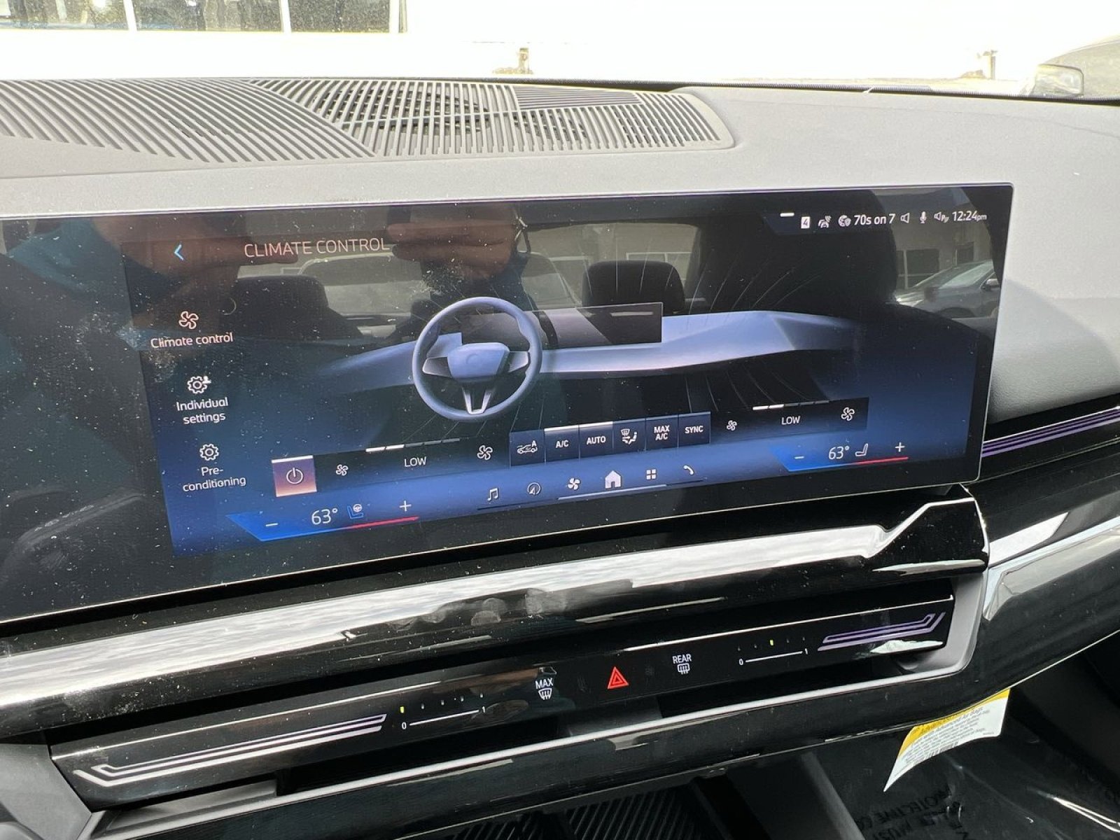 New 2026 BMW 530i xDrive w/ M Sport Package AWD/4WD image 18