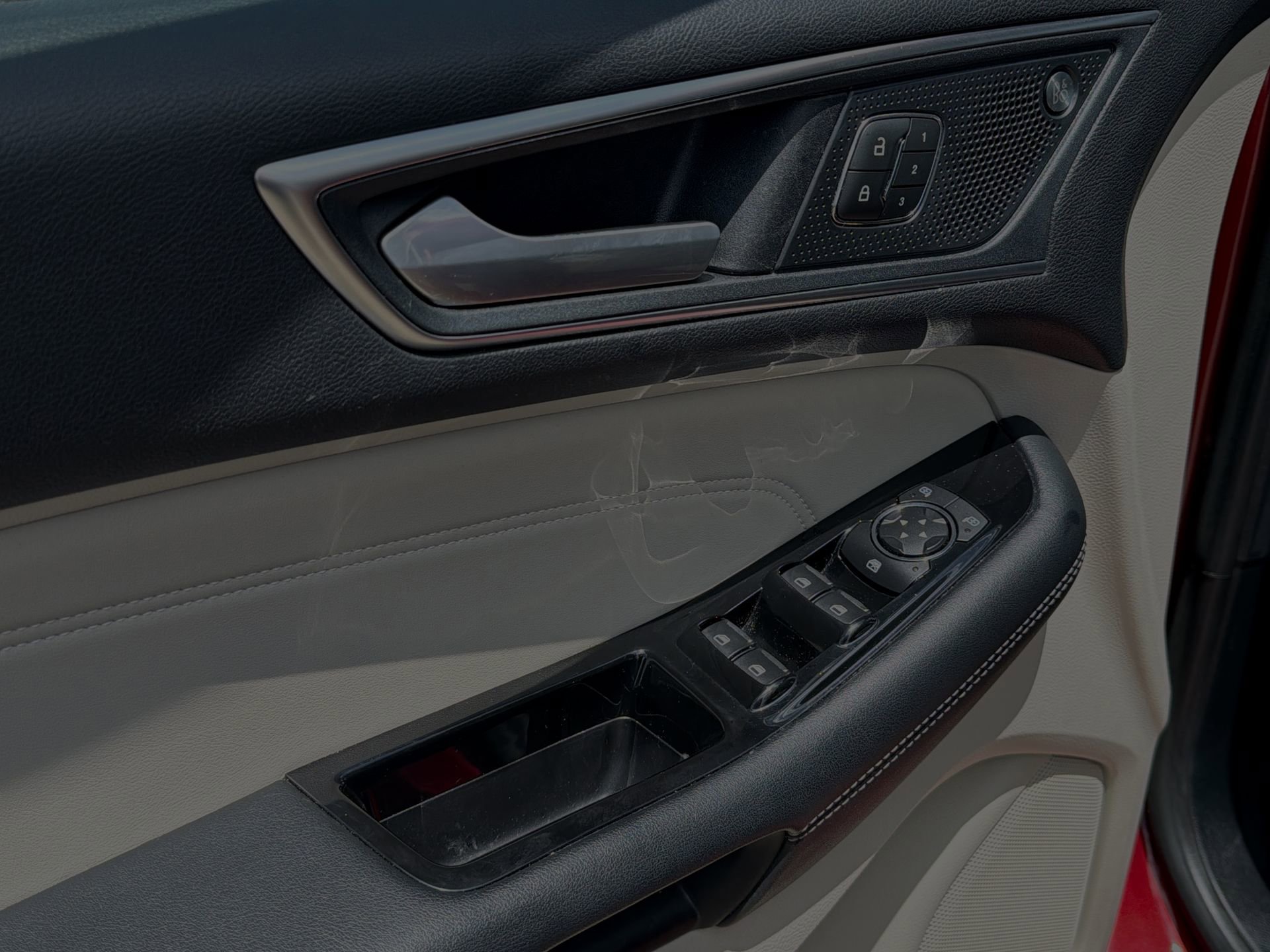 Certified 2019 Ford Edge Titanium w/ Equipment Group 301A FWD image 13