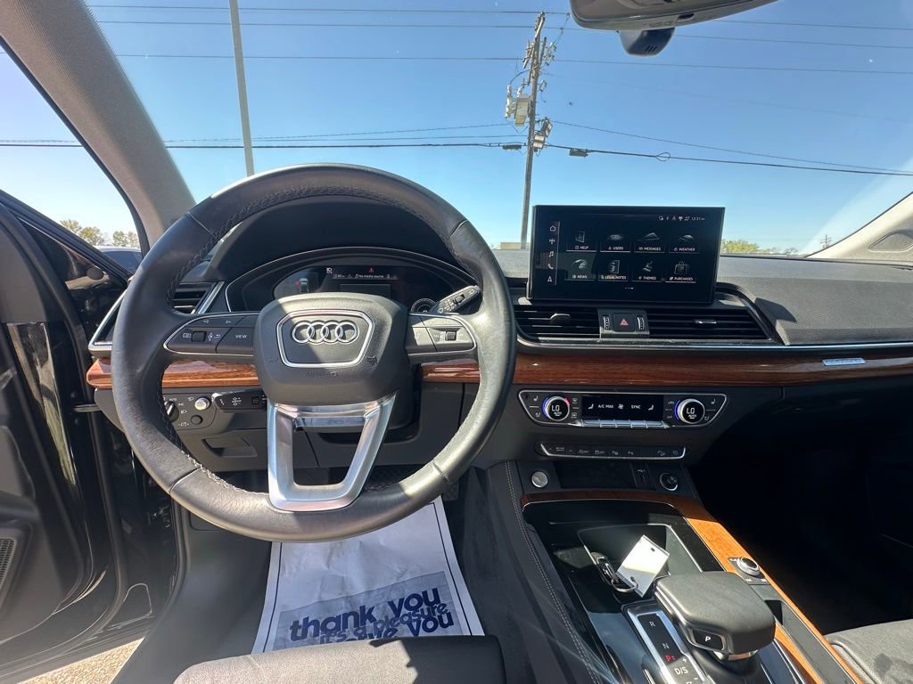 Used 2023 Audi Q5 2.0T Prestige w/ Prestige Package image 14