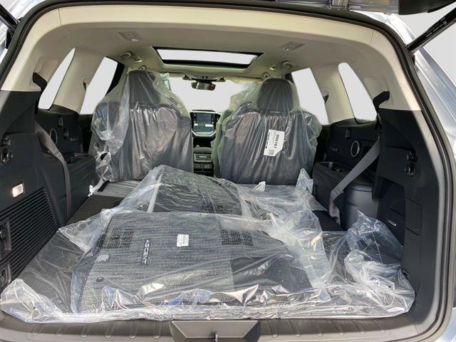 New 2025 Subaru Ascent Limited image 6