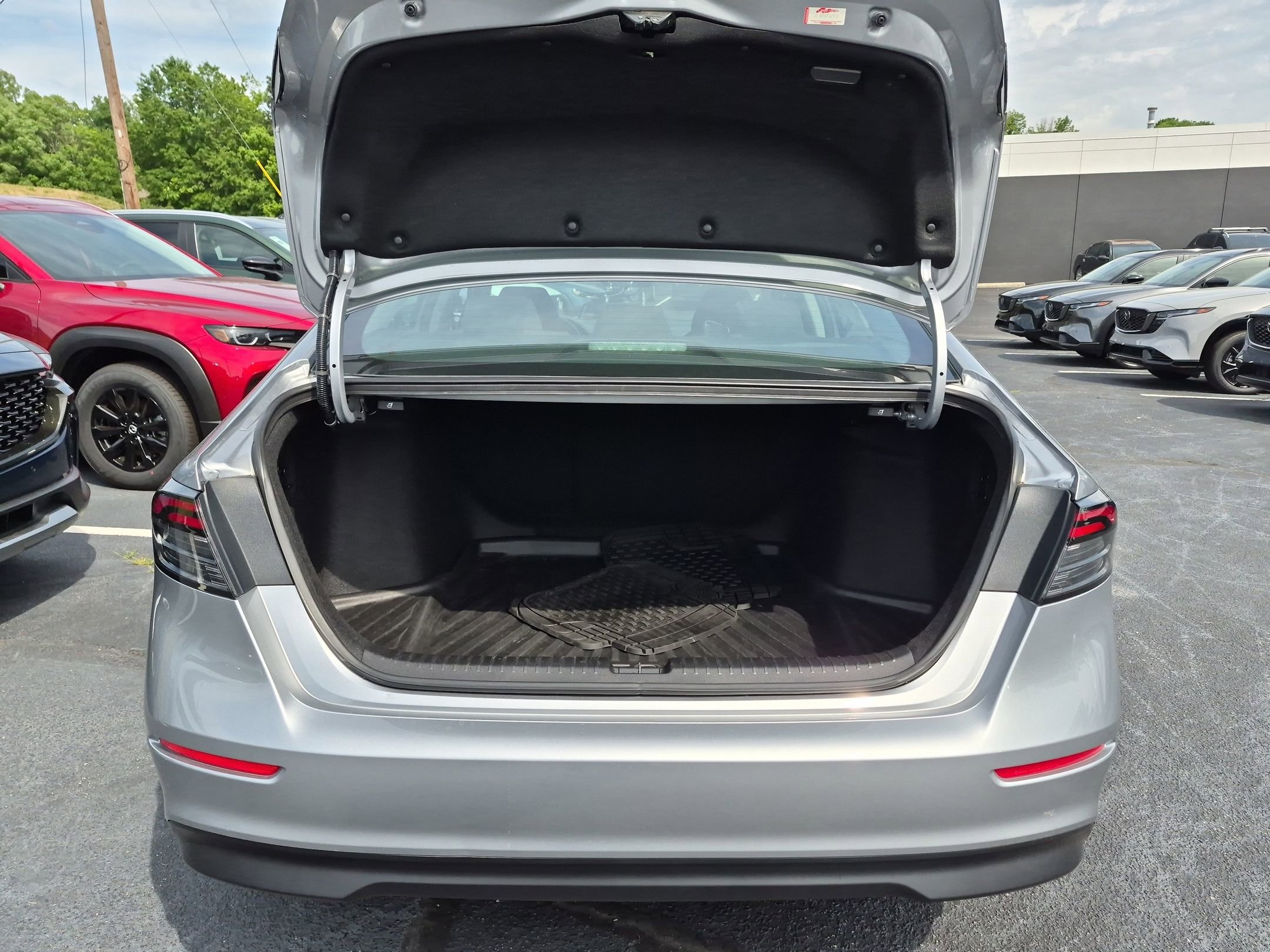 Used 2023 Honda Accord EX image 31