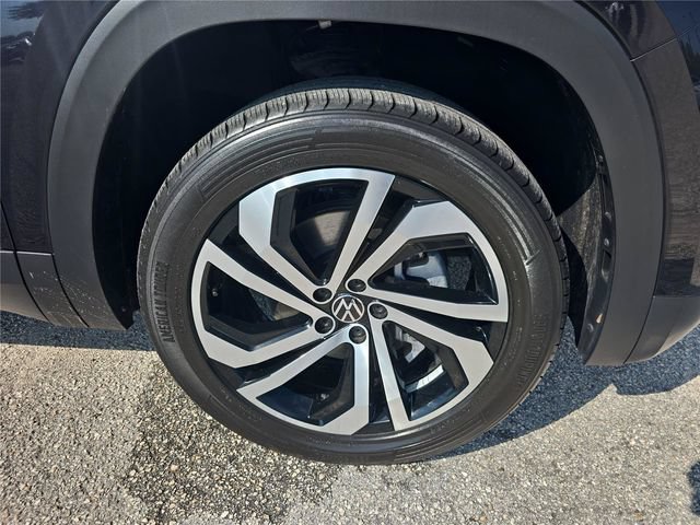 Used 2022 Volkswagen Atlas SEL AWD/4WD image 32