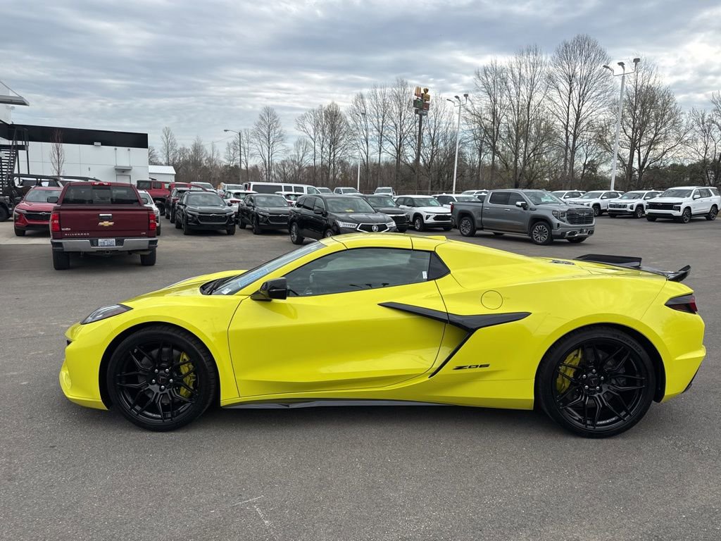 Used 2024 Chevrolet Corvette Z06 w/ Stealth Interior Trim Package image 2