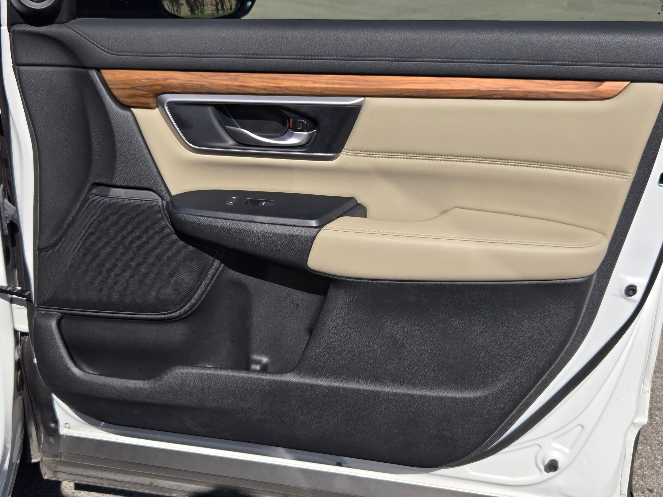 Used 2020 Honda CR-V EX-L image 28