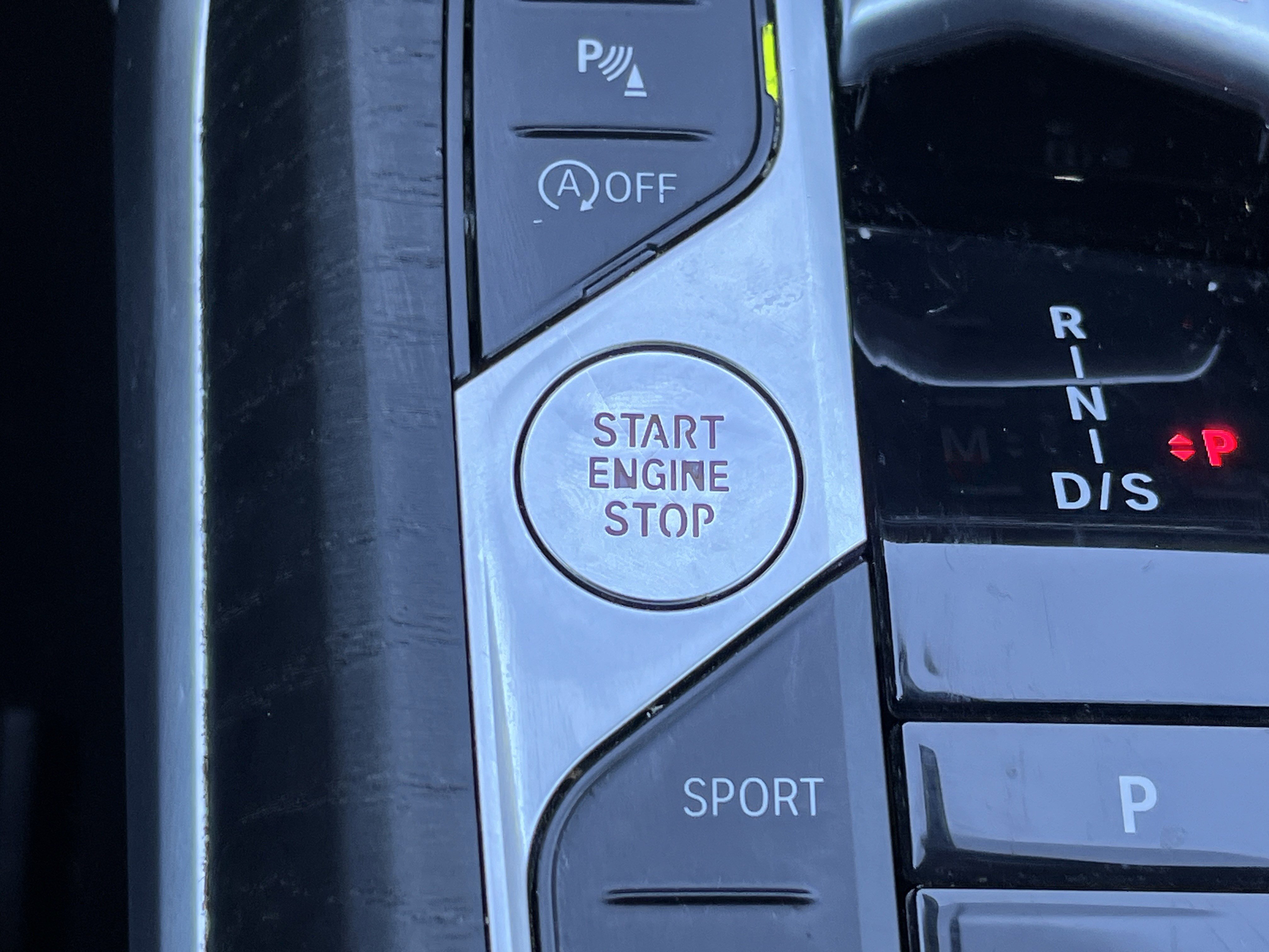 Used 2024 BMW 330i Sedan image 11