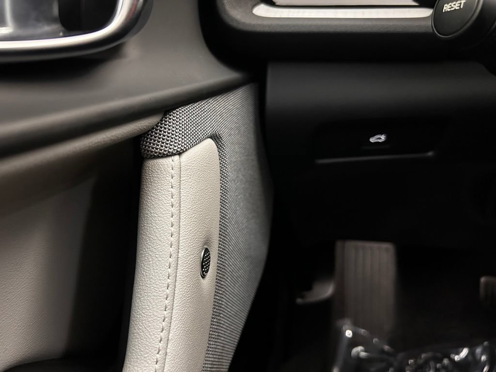 Used 2023 Polestar Polestar 2 w/ Pilot Pack AWD/4WD image 19
