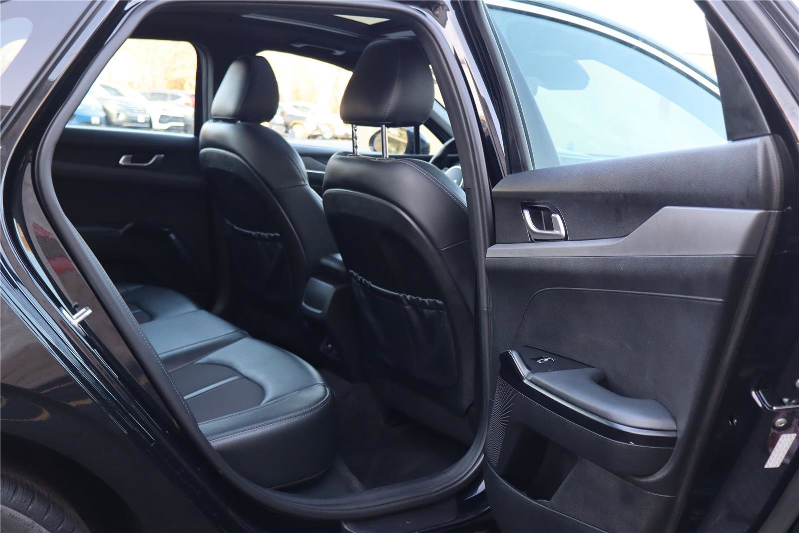 Used 2023 Kia K5 GT-Line image 29