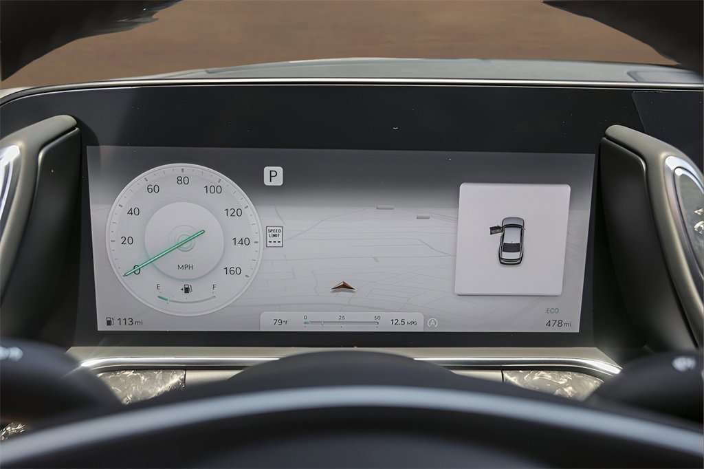 Used 2025 Genesis G90 3.5T image 11