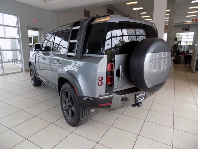 Used 2022 Land Rover Defender 110 X-Dynamic SE AWD/4WD image 5
