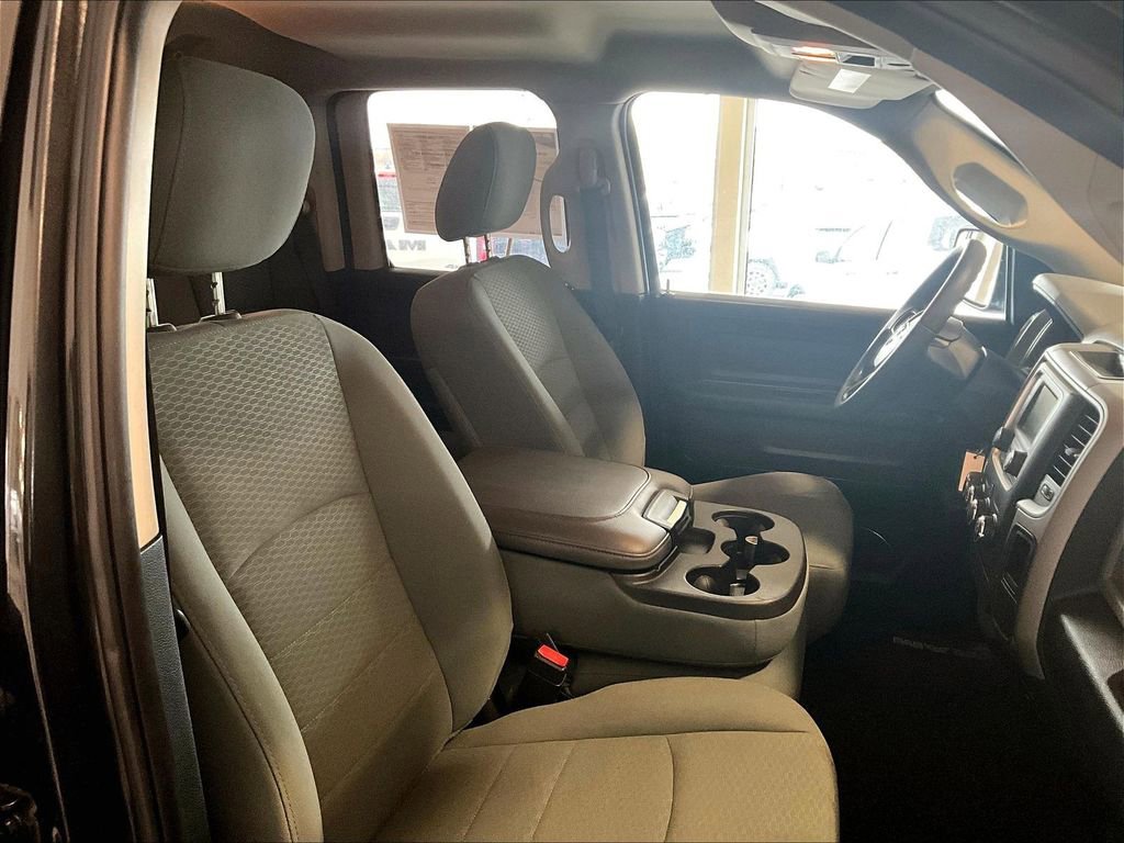 Used 2018 RAM 1500 Express w/ Black Ram 1500 Express Group image 11