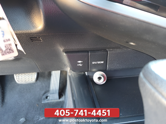 Used 2018 Toyota Camry LE w/ Protection Package (Q2) FWD image 17
