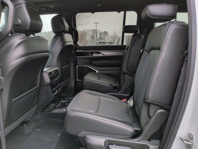 New 2026 Jeep Grand Wagoneer Limited image 14