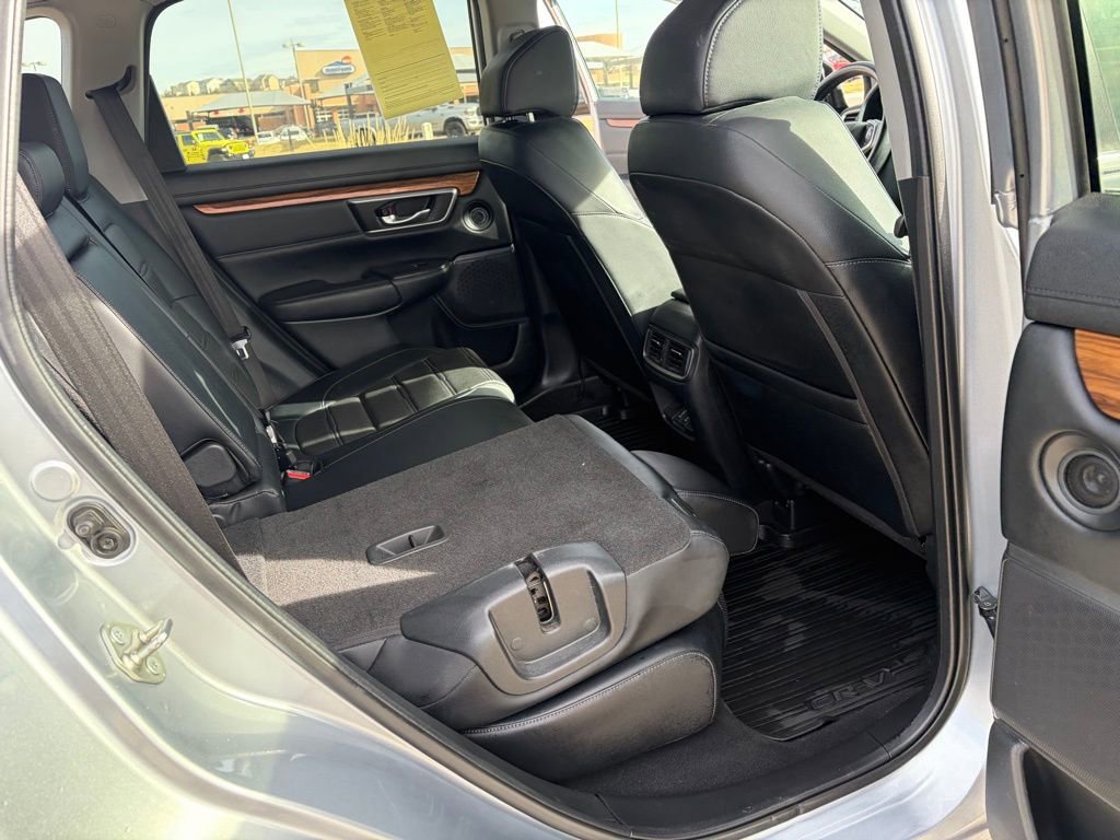 Used 2017 Honda CR-V Touring image 16