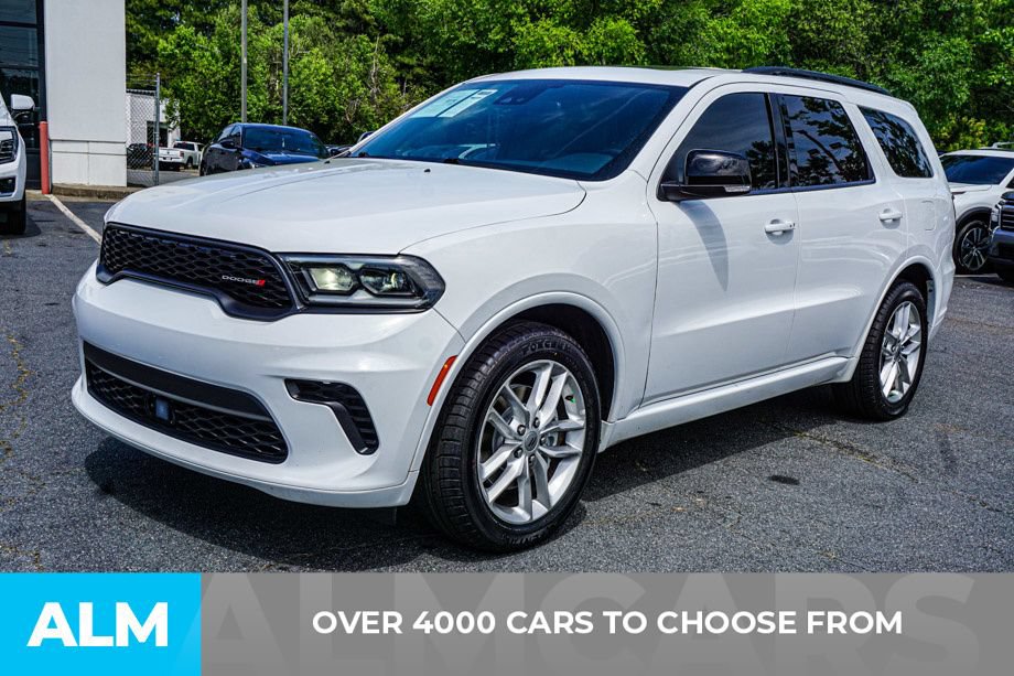 Used 2024 Dodge Durango GT RWD image 2