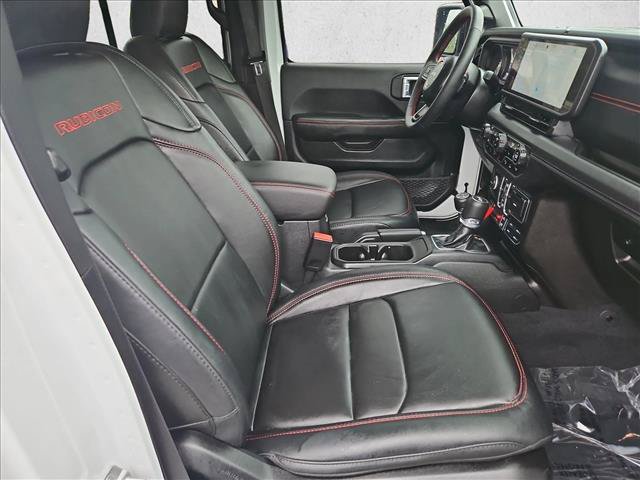 Used 2024 Jeep Wrangler Unlimited Rubicon AWD/4WD image 21